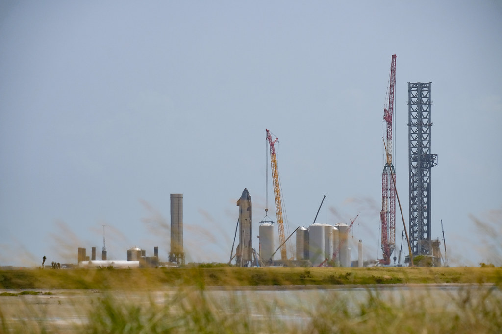 Imagen: Lars Plougmann, BY-SA 2.0 (vía Openverse). SpaceX alista el 14° vuelo de prueba de Starship