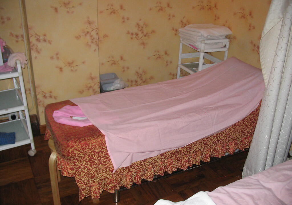 Dormir con la cabeza elevada: pros y contras