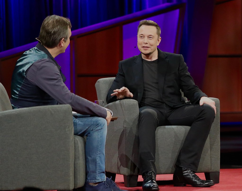 Entrevista a Jason Isaacs en la calle sin reconocerlo